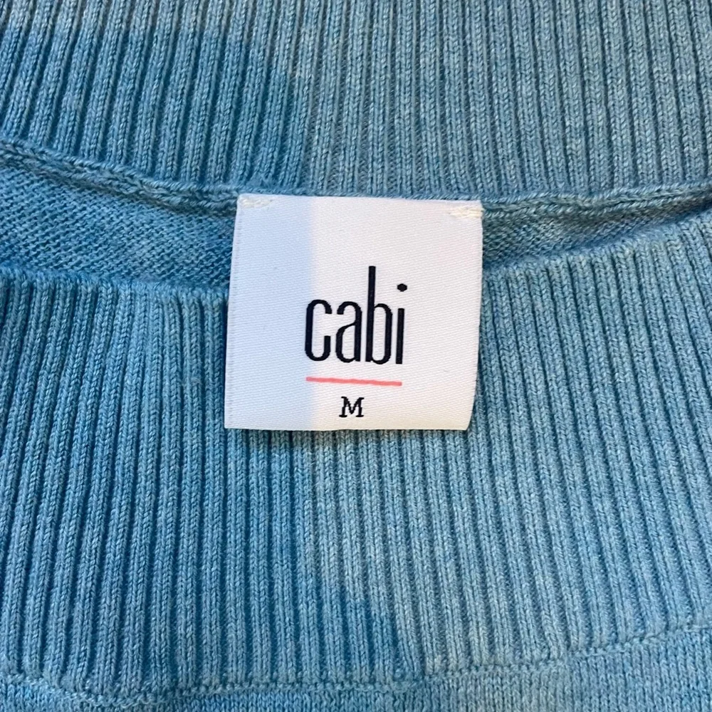 CAbi comfy soft short sleeved Women's Sweater size Medium - Picture 4 of 6